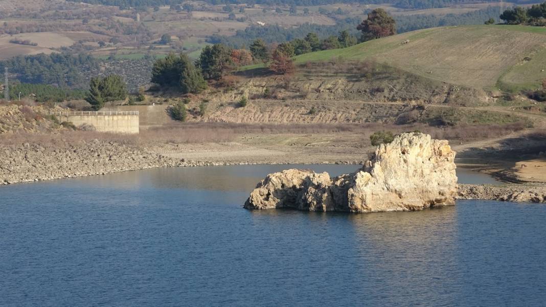 O ilde su yasağı başladı: Ağır cezası var! Barajlar boş kalınca belediye su kullanımına kısıtlama getirdi 16